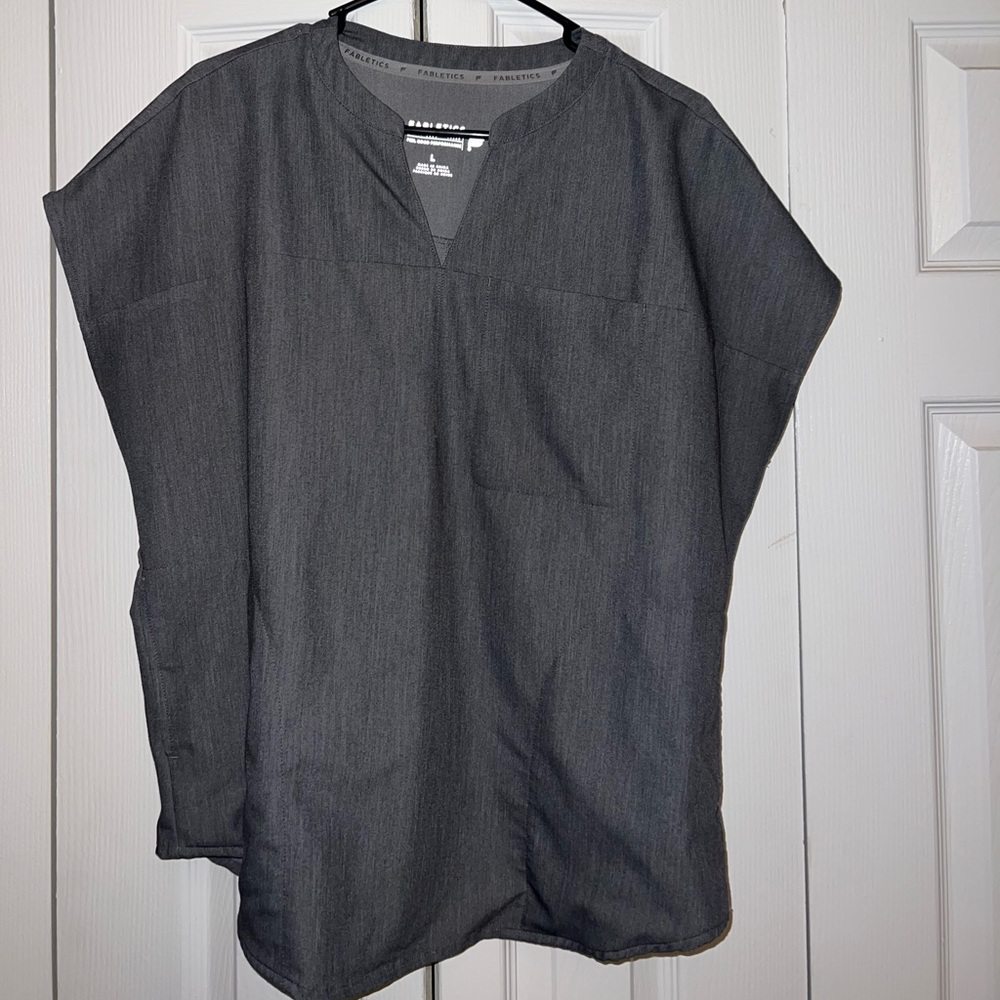 Fabletics Scrub Set